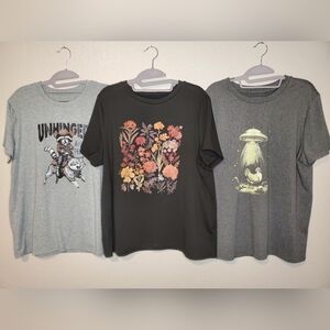 Women's Black Short Sleeve Tee with Floral Graphic